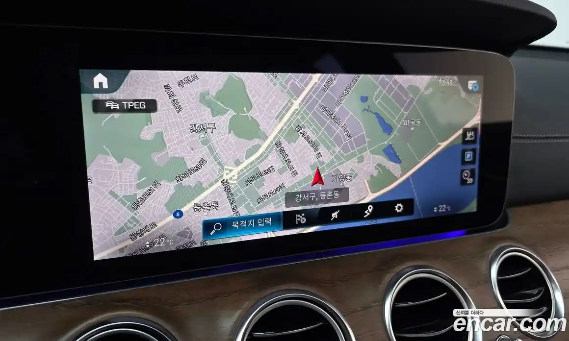 Mercedes-Benz E-Class 2022 2.0 Автомат в Москве № 220472, фото 18