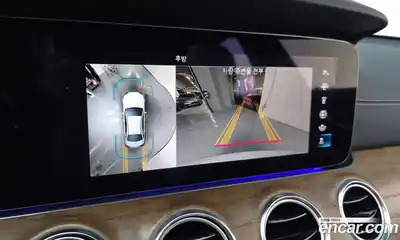 Mercedes-Benz E-Class 2022 2.0 Автомат в Москве № 220472, миниатюра 9