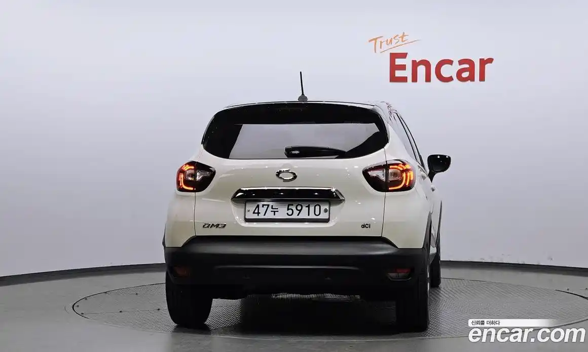 Renault QM3 2015 1.5 Автомат в Москве № 225989, фото 4