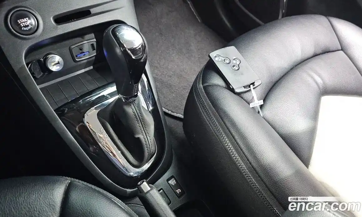 Renault QM3 2015 1.5 Автомат в Москве № 225989, фото 9