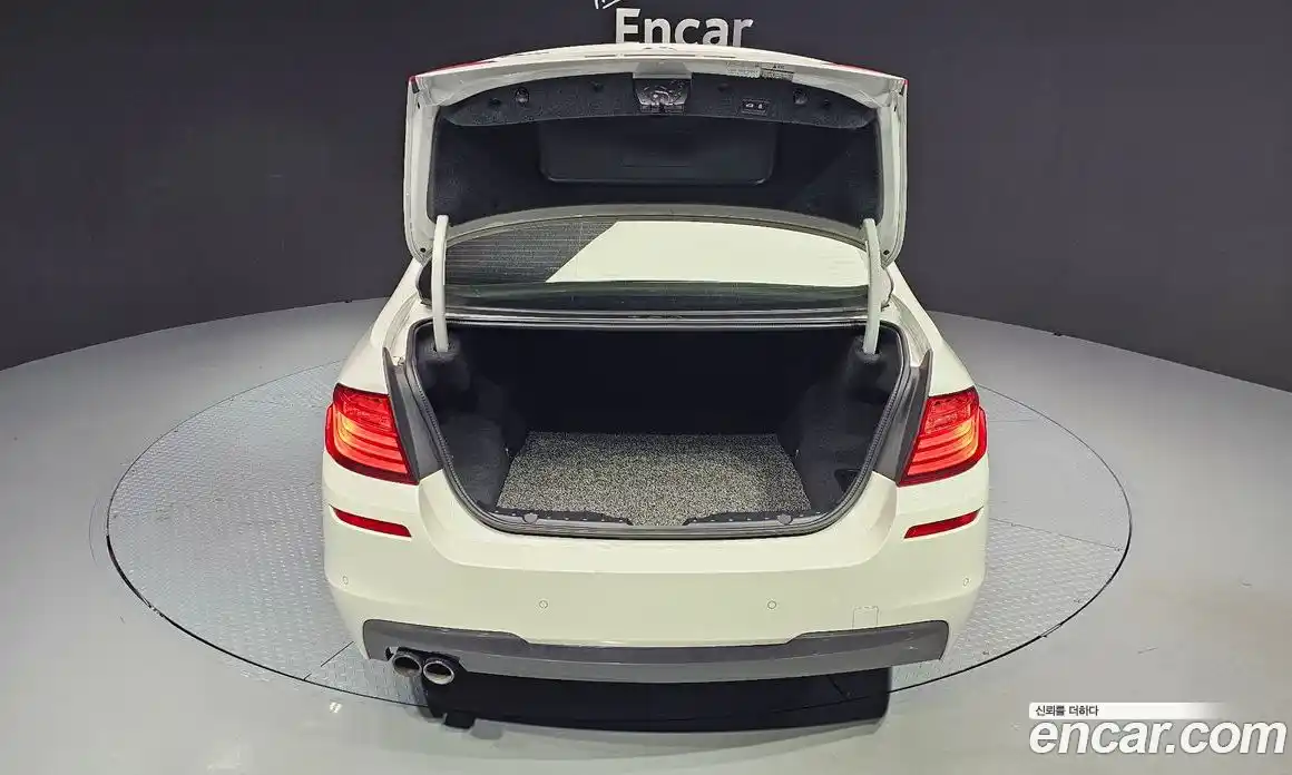 BMW 5-Series 2016 2.0 Автомат в Москве № 229285, фото 20