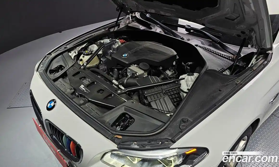 BMW 5-Series 2016 2.0 Автомат в Москве № 229285, фото 6