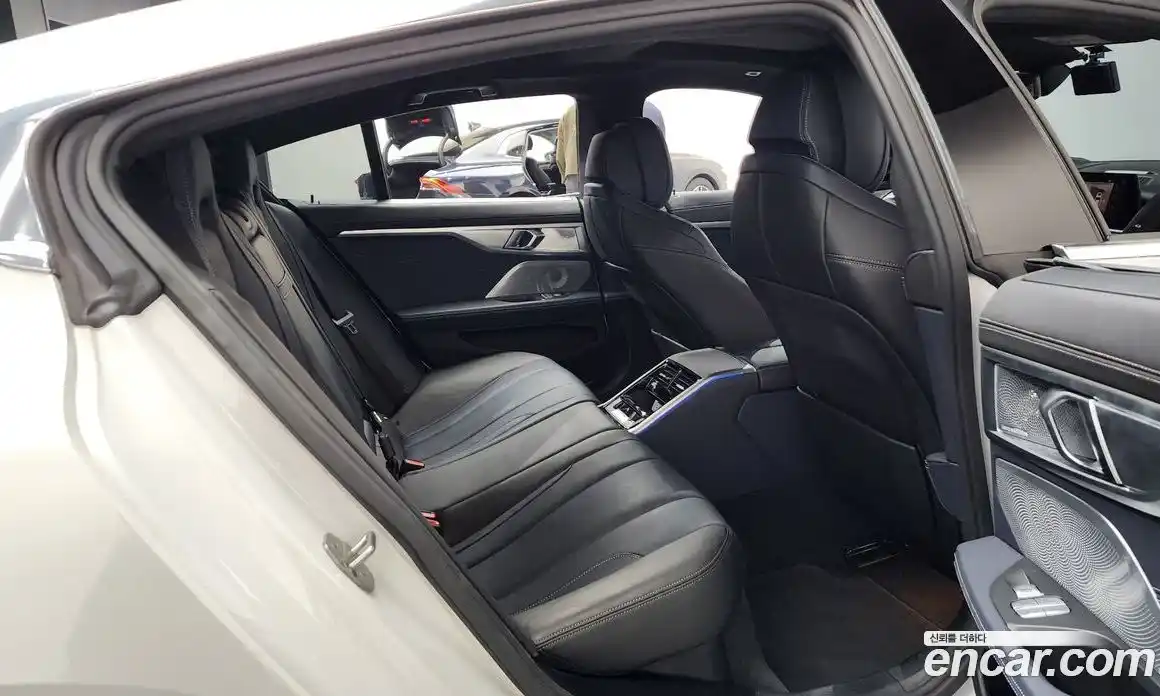 BMW 8-Series 2021 3.0 Автомат в Москве № 229288, фото 4