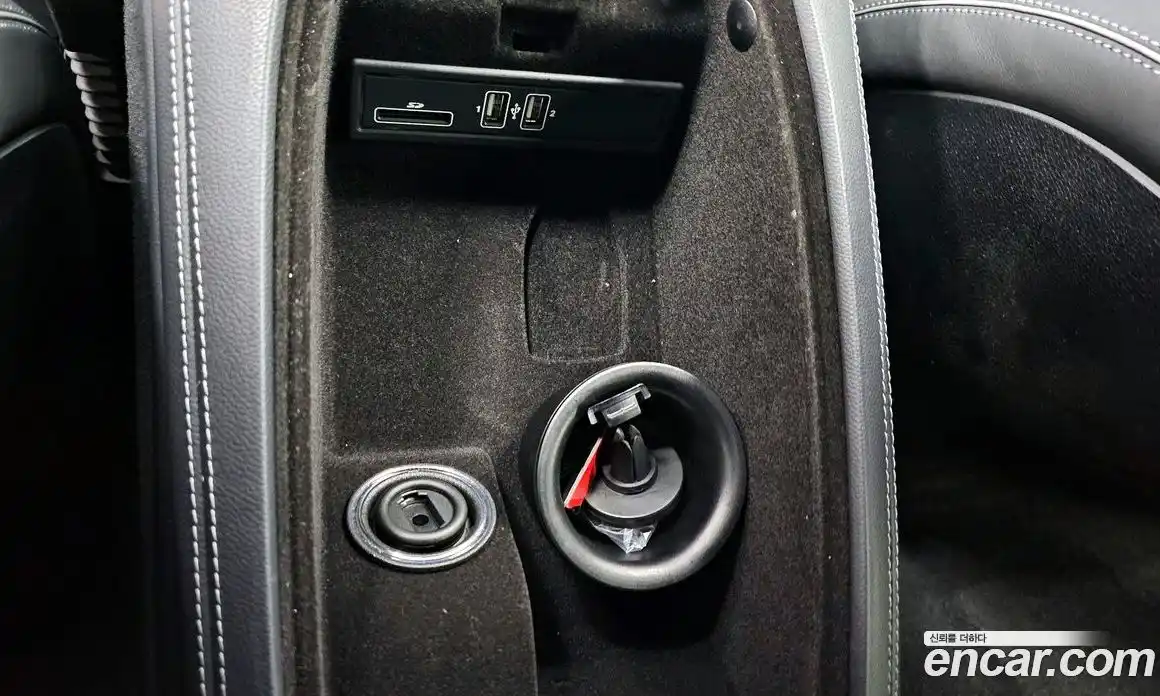 Mercedes-Benz AMG GT 2016 4.0 Автомат в Москве № 229424, фото 12