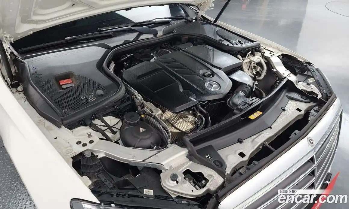 Mercedes-Benz E-Class 2017 1.9 Автомат в Москве № 229540, фото 7