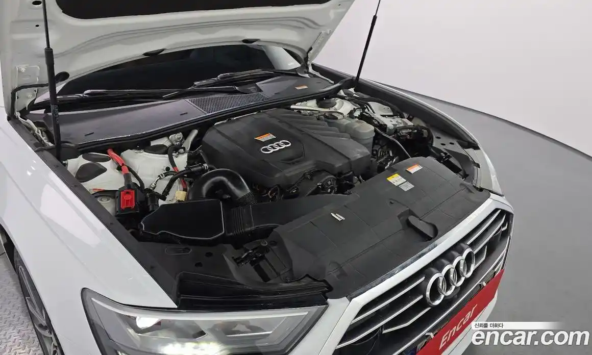 Audi A6 2023 2.0 Автомат в Москве № 229697, фото 3