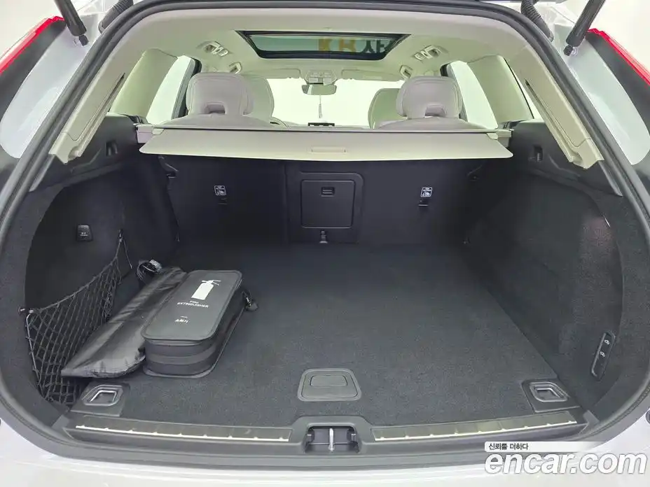 Volvo XC60 2026 2.0 Автомат в Москве № 230759, фото 19