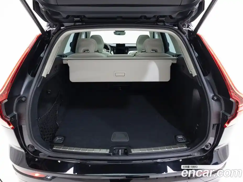 Volvo XC60 2026 2.0 Автомат в Москве № 230765, фото 17