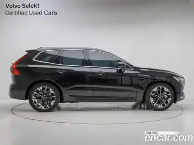 Volvo XC60 2026 2.0 Автомат в Москве № 230765, миниатюра 3