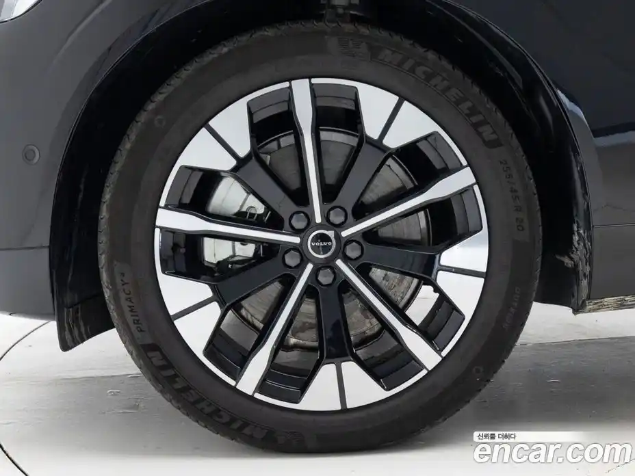 Volvo XC60 2026 2.0 Автомат в Москве № 230765, фото 5