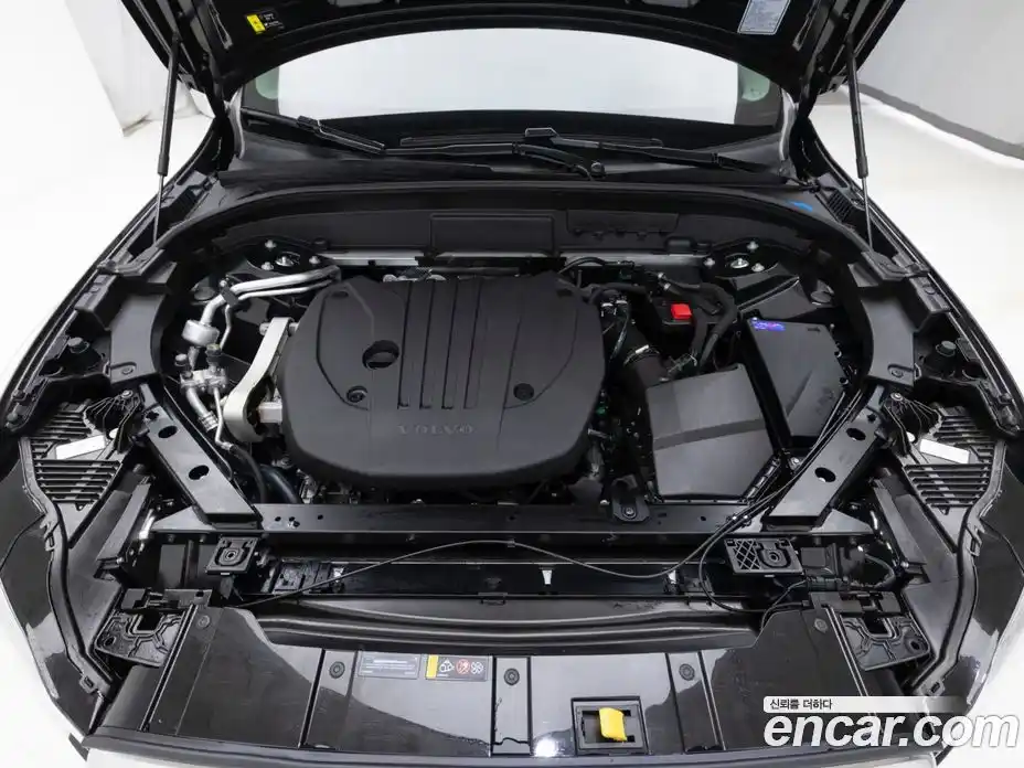 Volvo XC60 2026 2.0 Автомат в Москве № 230765, фото 6