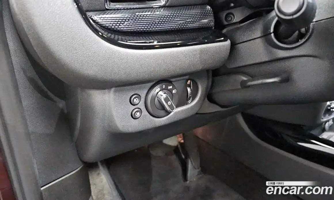 Mini Clubman 2018 1.5 Автомат в Москве № 231473, фото 13