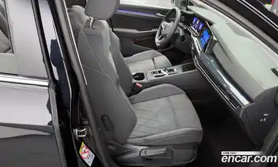 Volkswagen Golf 2022 2.0 Автомат в Москве № 232156, миниатюра 12