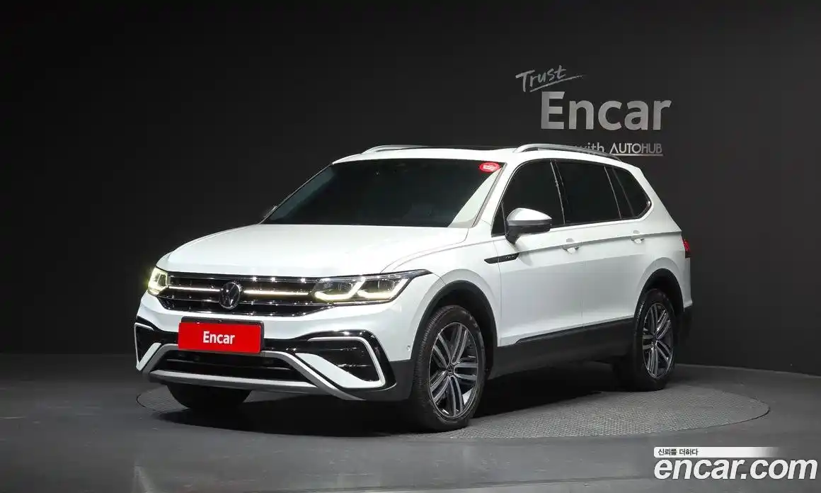 Volkswagen Tiguan 2022 2.0 Автомат в Москве № 232189, фото 12