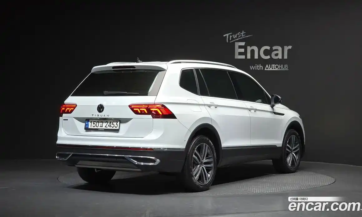 Volkswagen Tiguan 2022 2.0 Автомат в Москве № 232189, фото 19