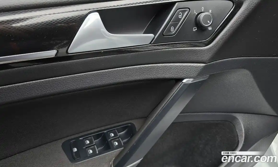 Volkswagen Golf 2015 2.0 Автомат в Москве № 232241, фото 7