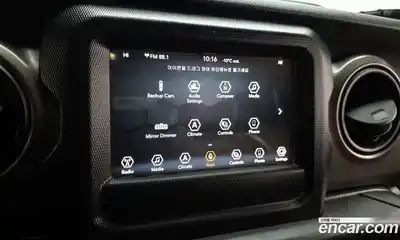 Jeep Wrangler 2018 2.0 Автомат в Москве № 232640, миниатюра 12