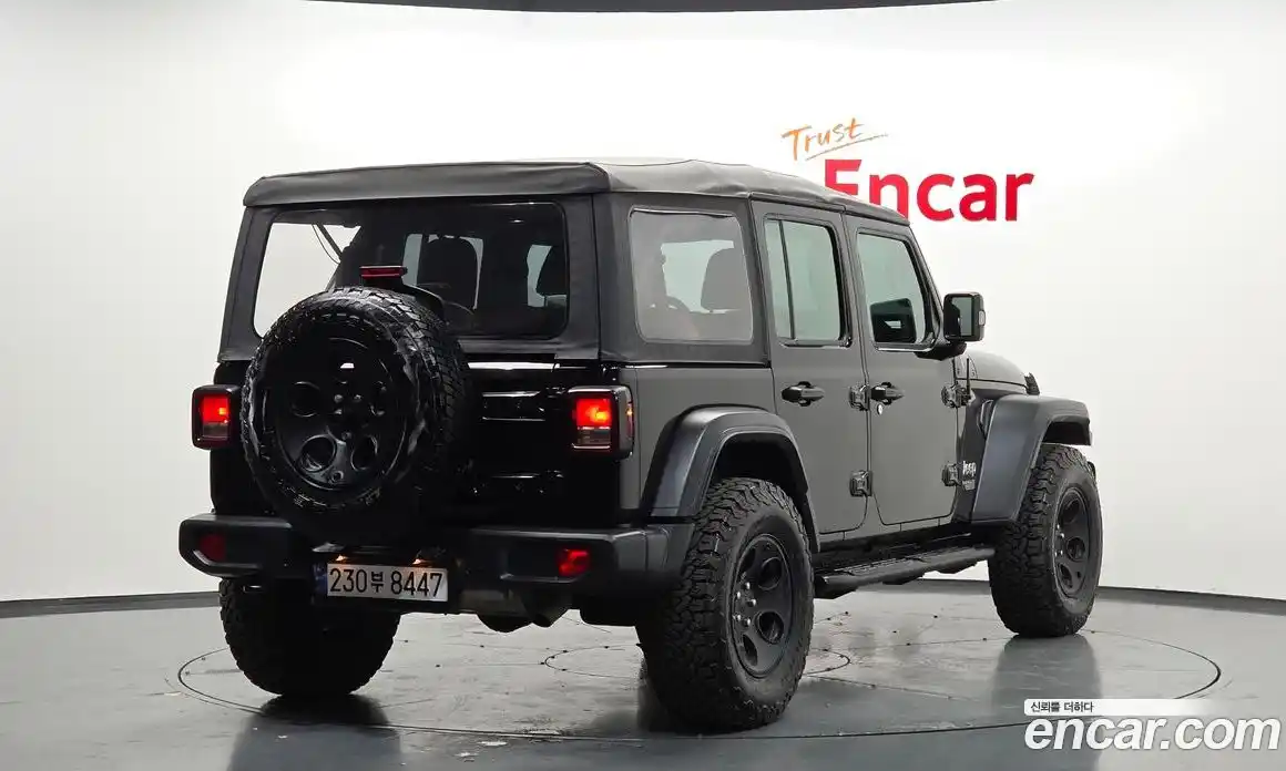 Jeep Wrangler 2018 2.0 Автомат в Москве № 232640, фото 13