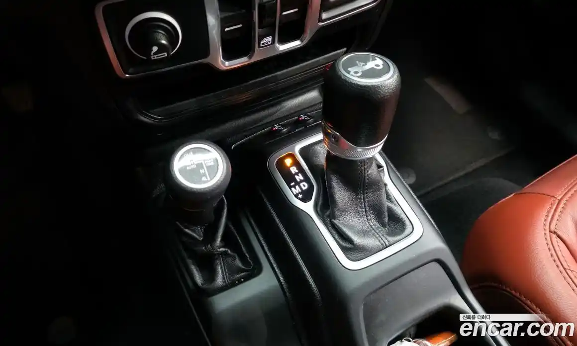 Jeep Wrangler 2018 2.0 Автомат в Москве № 232640, фото 17