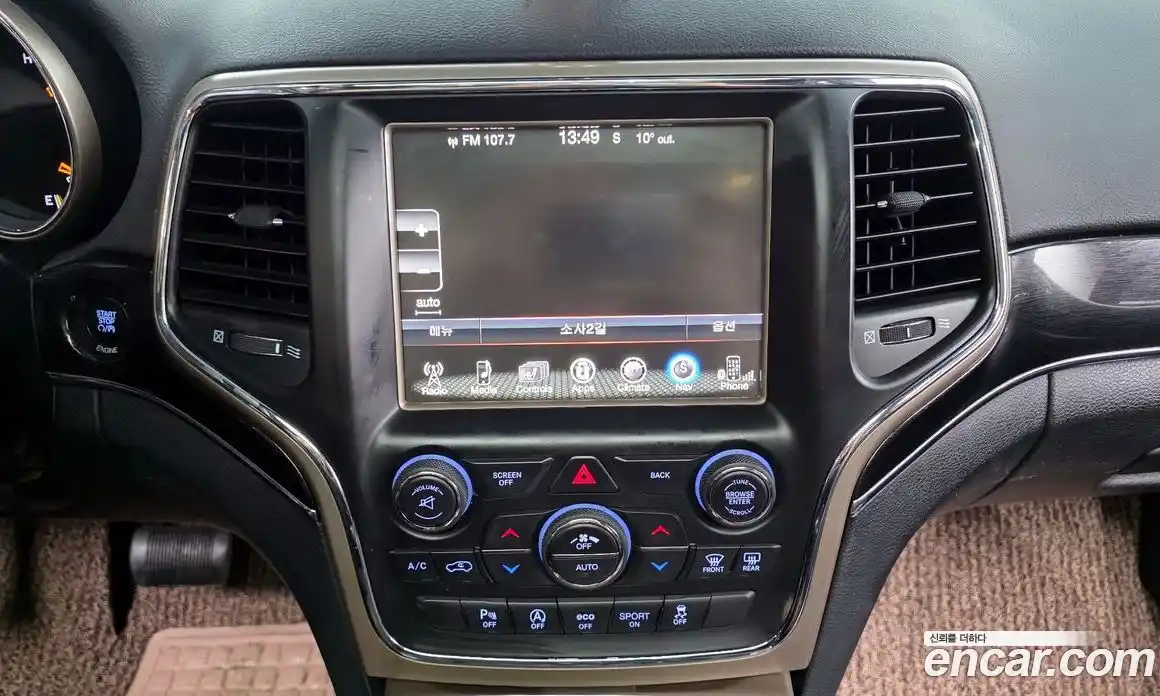 Jeep Cherokee 2016 3.0 Автомат в Москве № 232755, фото 14