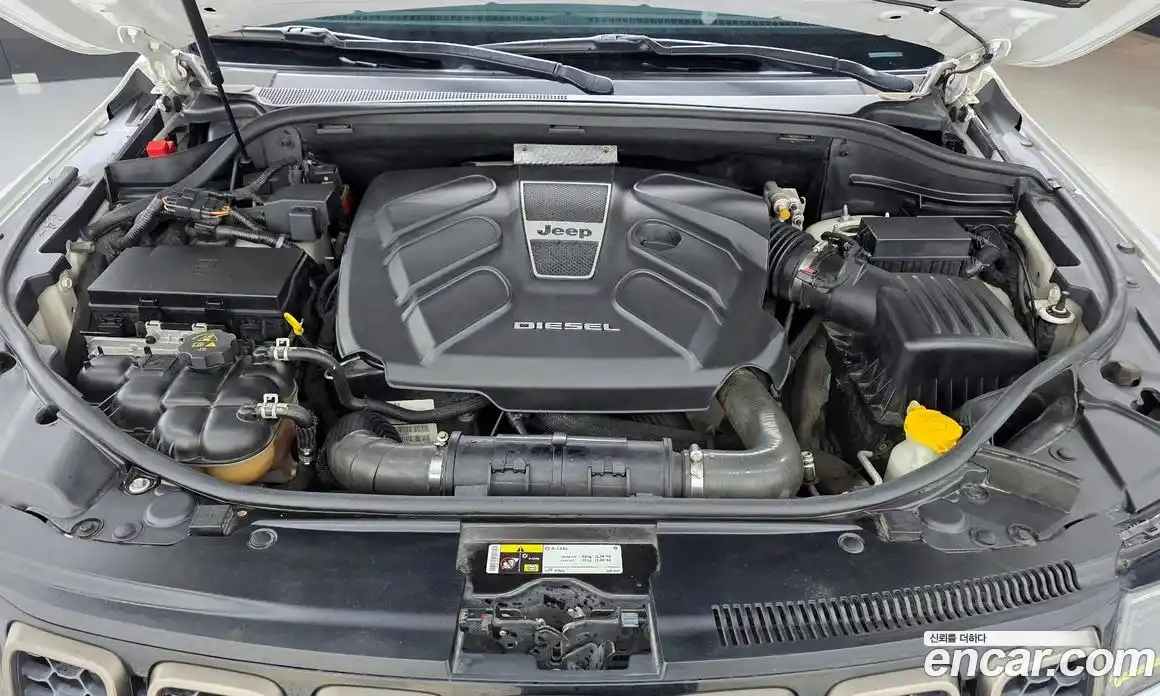 Jeep Cherokee 2016 3.0 Автомат в Москве № 232755, фото 6