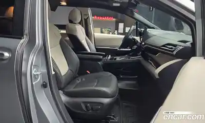 Toyota Sienna 2025 2.5 Автомат в Москве № 232836, миниатюра 6