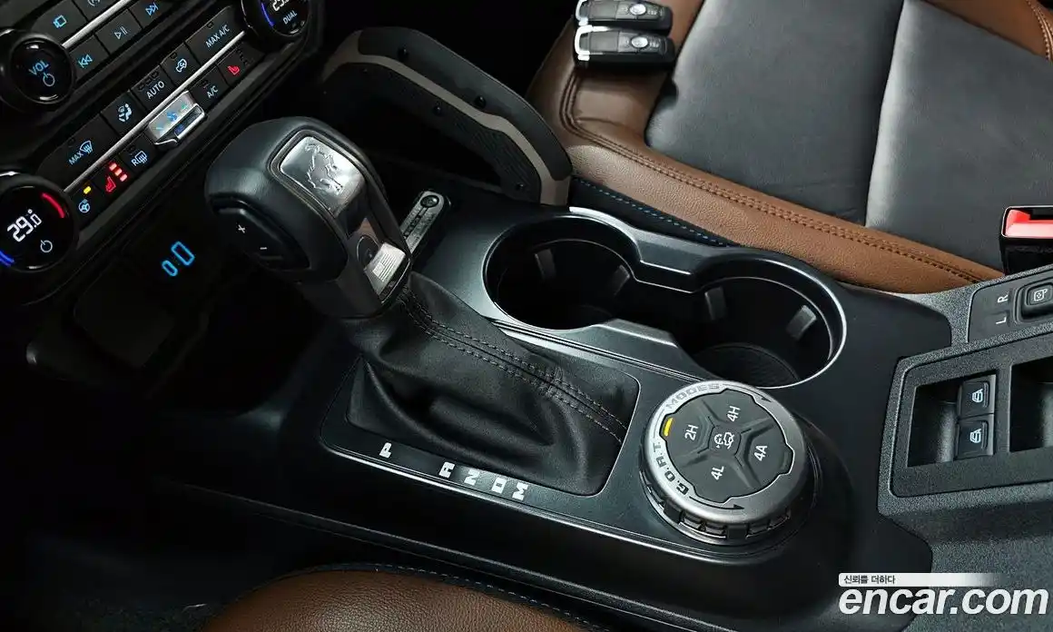 Ford Bronco 2024 2.3 Автомат в Москве № 233028, фото 17