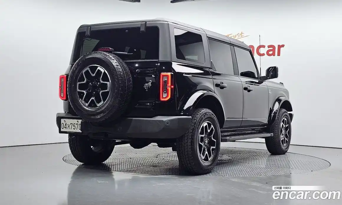 Ford Bronco 2024 2.3 Автомат в Москве № 233028, фото 3