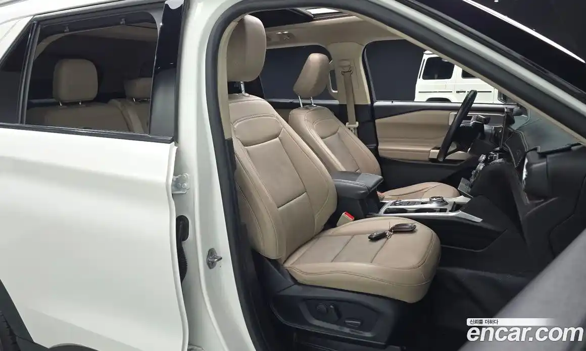 Ford Explorer 2021 2.3 Автомат в Москве № 233274, фото 9