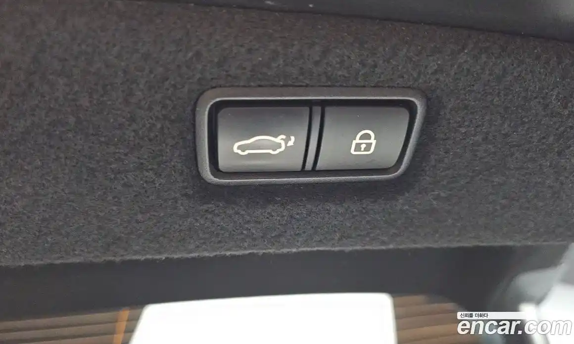 Genesis G90 2019 3.8 Автомат в Москве № 24359, фото 18