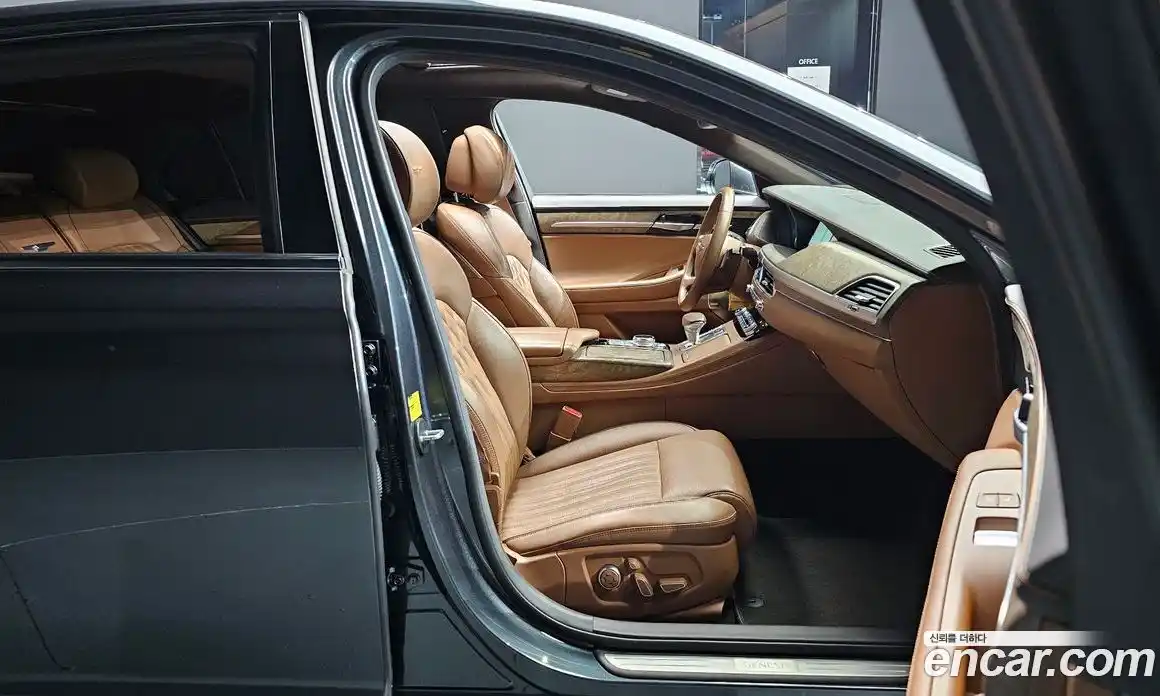 Genesis G90 2019 3.8 Автомат в Москве № 24359, фото 5