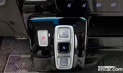 Hyundai Staria, 2024