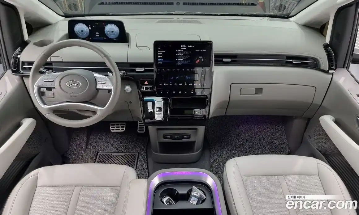 Hyundai Staria 2024 2.2 Автомат в Москве № 244739, фото 13