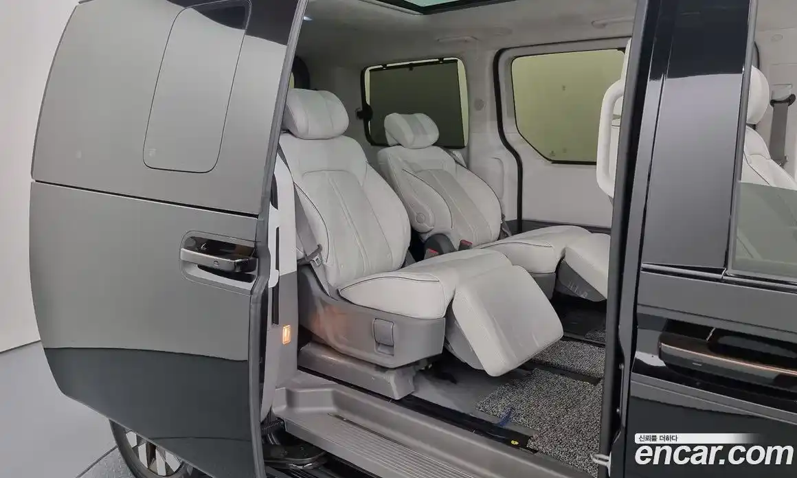 Hyundai Staria 2024 2.2 Автомат в Москве № 244739, фото 5