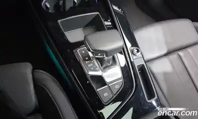 Audi A4 2021 2.0 Автомат в Москве № 245630, миниатюра 3