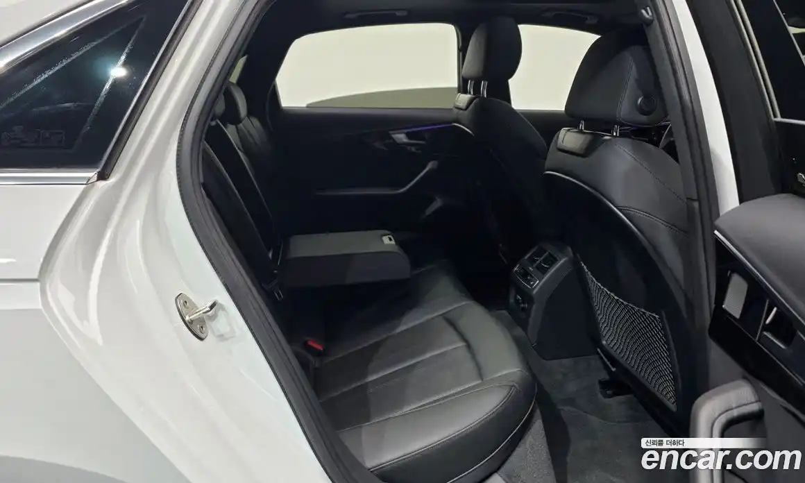 Audi A4 2021 2.0 Автомат в Москве № 245630, фото 4