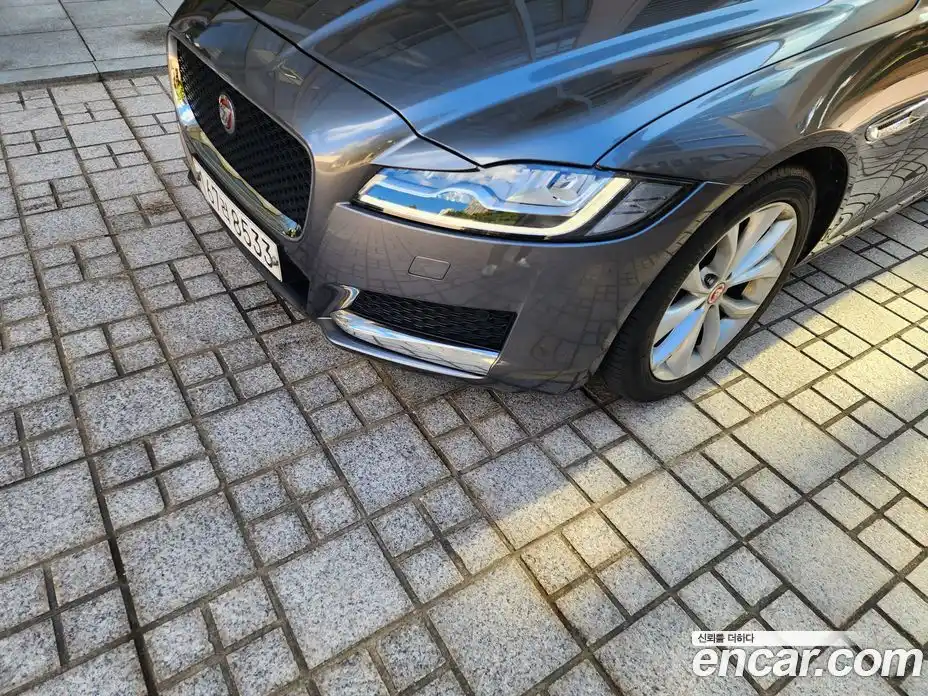 Jaguar XF 2019 2.0 Автомат в Москве № 248300, фото 18