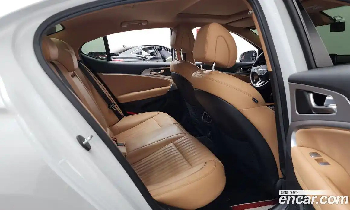 Genesis G70 2022 2.0 Автомат в Москве № 24863, фото 18