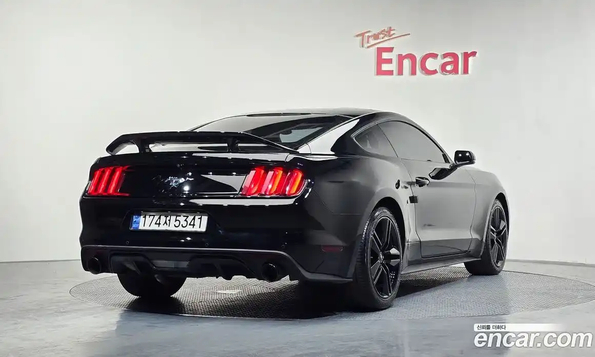 Ford Mustang 2016 2.3 Автомат в Москве № 255691, фото 14