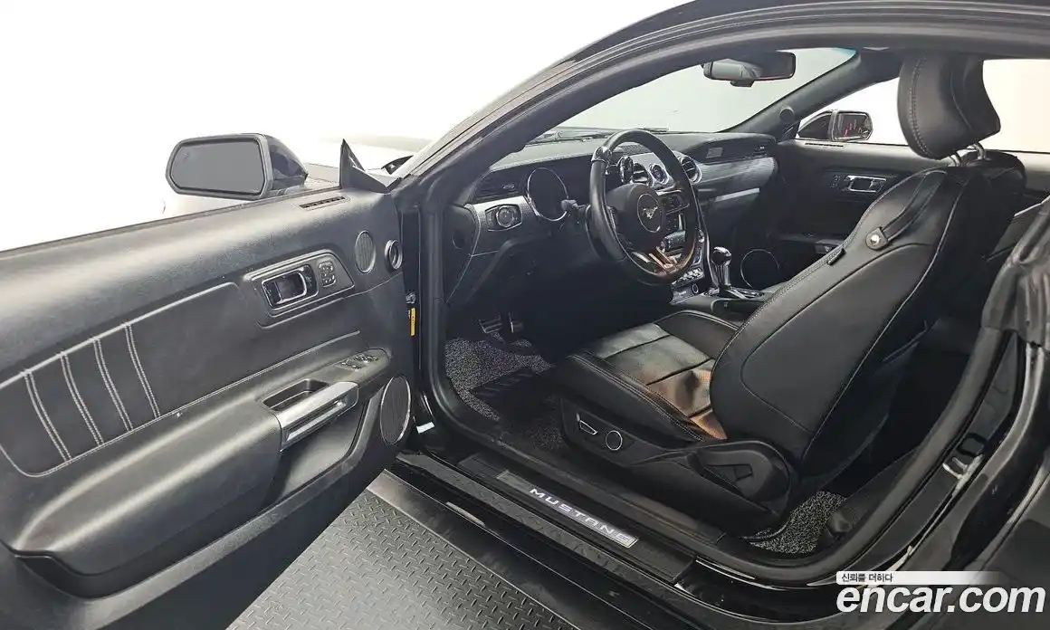 Ford Mustang 2016 2.3 Автомат в Москве № 255691, фото 10