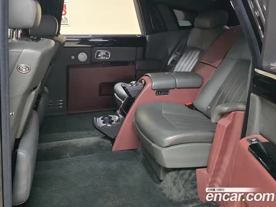 Rolls-Royce Phantom 2008 6.7 Автомат в Москве № 256731, фото 14