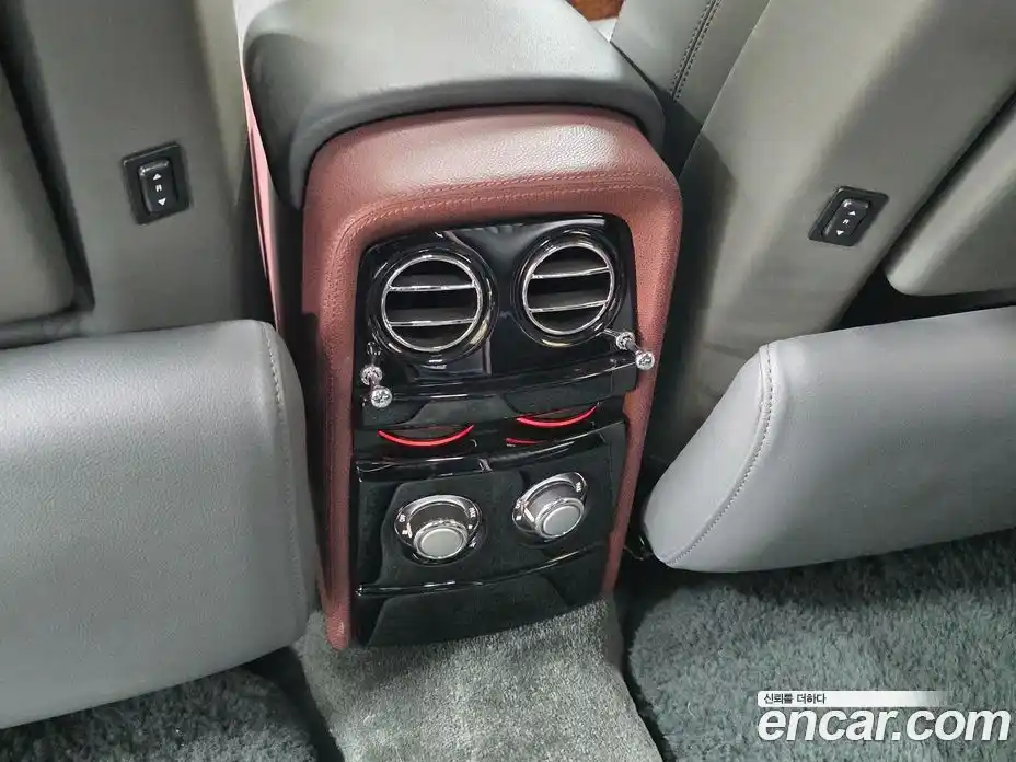 Rolls-Royce Phantom 2008 6.7 Автомат в Москве № 256731, фото 15