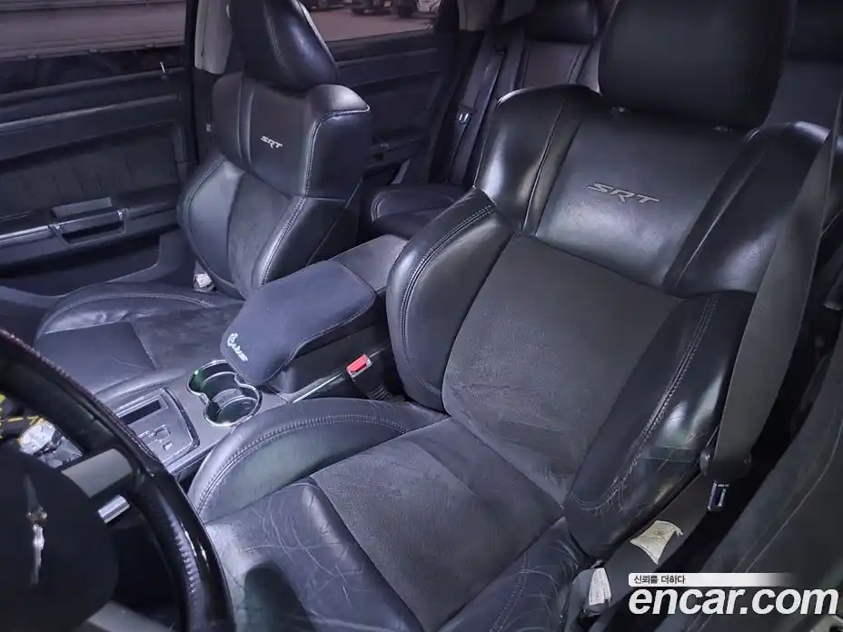 Chrysler 300C 2008 6.1 Автомат в Москве № 258170, фото 6