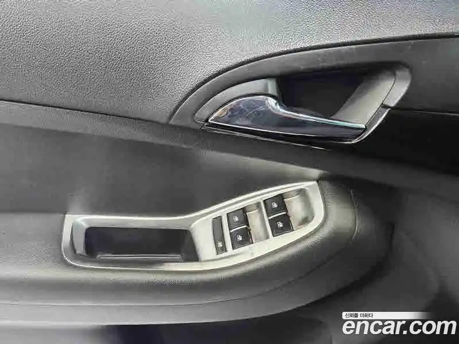 Chevrolet Orlando 2012 2.0 Автомат в Москве № 26265, фото 13
