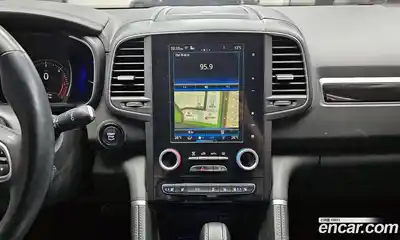 Renault QM6 2017 2.0 Автомат в Москве № 275353, миниатюра 2