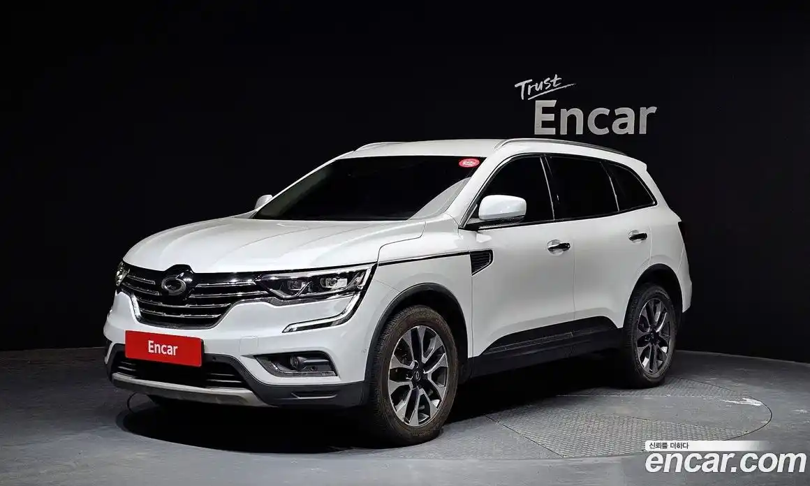 Renault QM6 2017 2.0 Автомат в Москве № 275353, фото 10