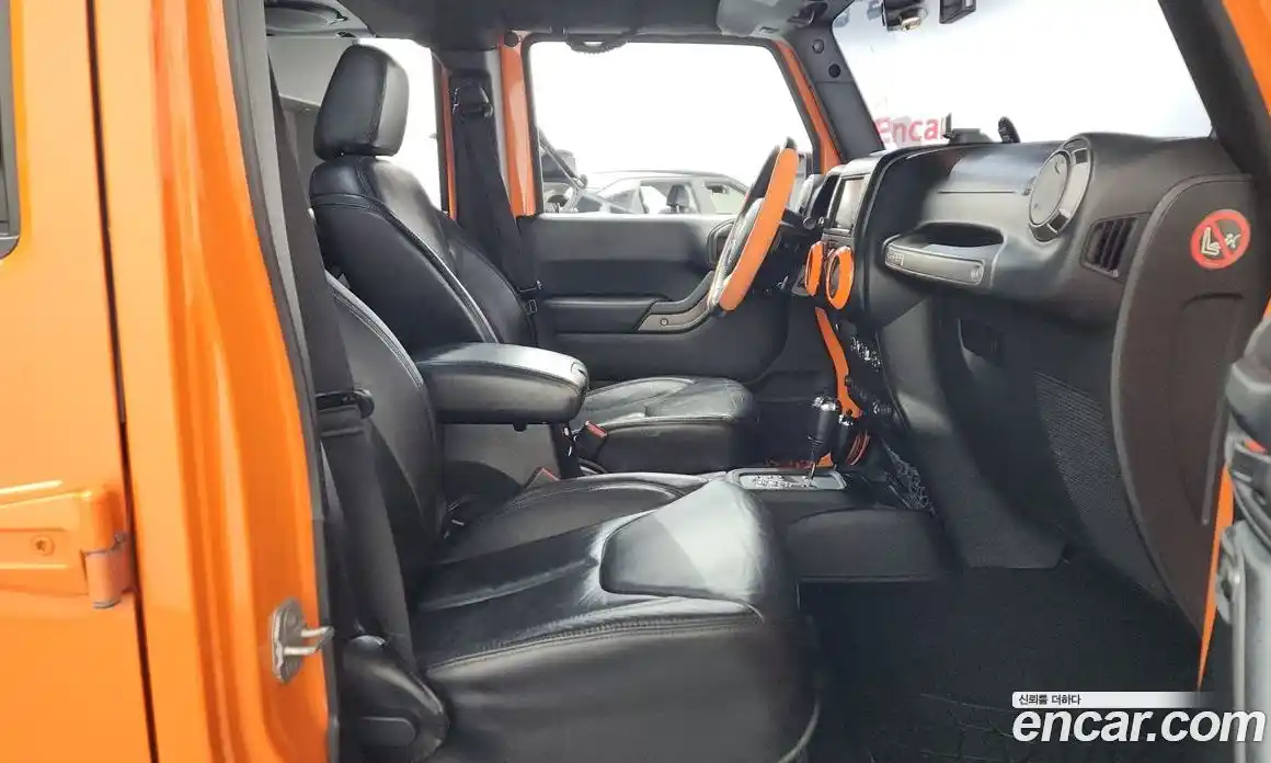 Jeep Wrangler 2013 2.8 Автомат в Москве № 278633, фото 11