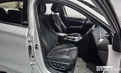 Genesis G70 2018 2.0 Автомат в Москве № 27895, миниатюра 4
