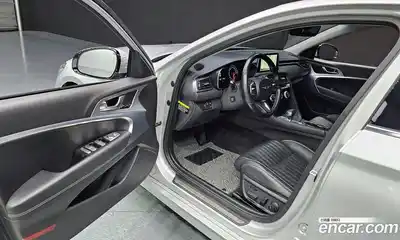 Genesis G70 2018 2.0 Автомат в Москве № 27895, миниатюра 5