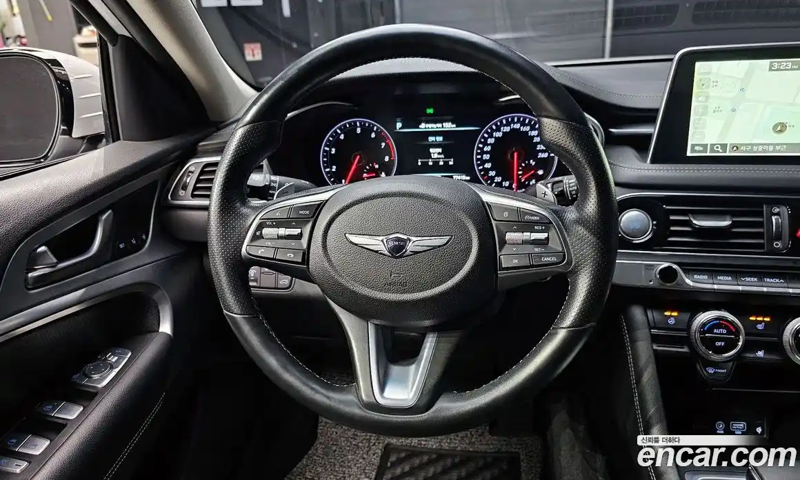 Genesis G70 2018 2.0 Автомат в Москве № 27895, фото 10